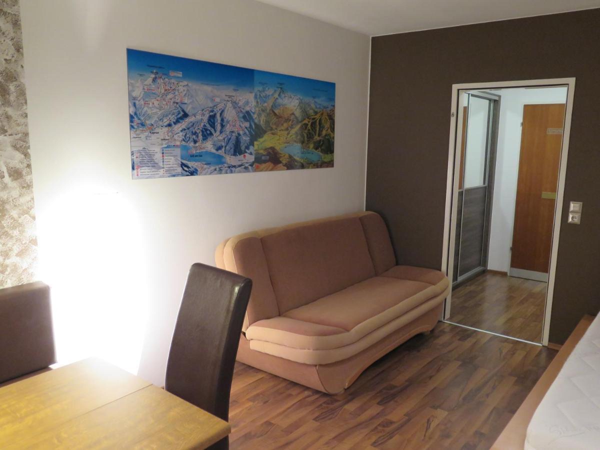 Appartement Kaprunski 2 Luaran gambar